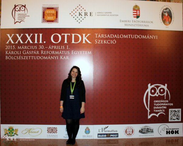 OTDK fal előtt készült képek